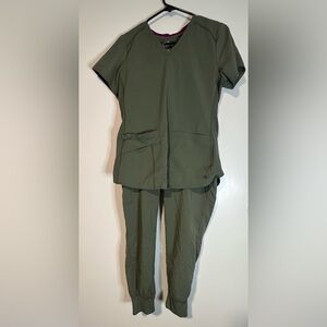 Med Couture Scrubs Set Green Top-Small Pants-Medium